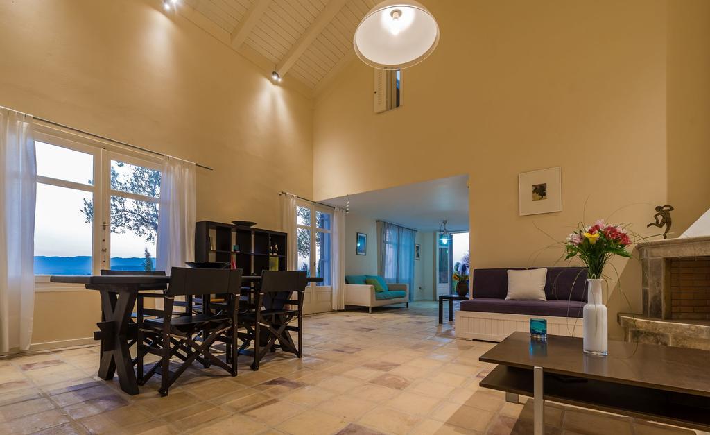 Villa Oliva, In A Serene Location & Private Pool, By Zantewize Akrotiri  外观 照片