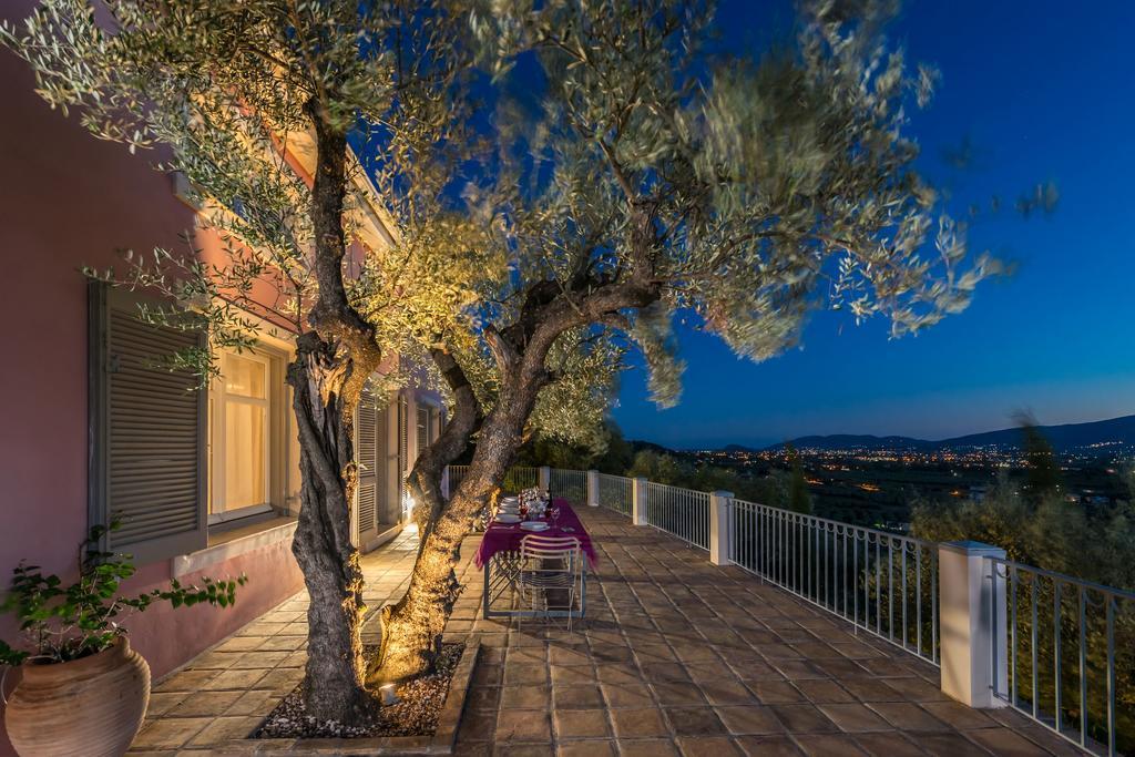 Villa Oliva, In A Serene Location & Private Pool, By Zantewize Akrotiri  外观 照片